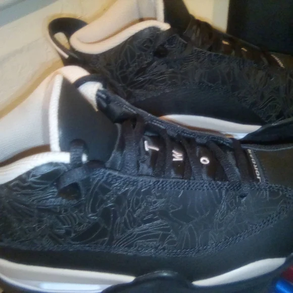 Air Jordan dub zero GS black and cream